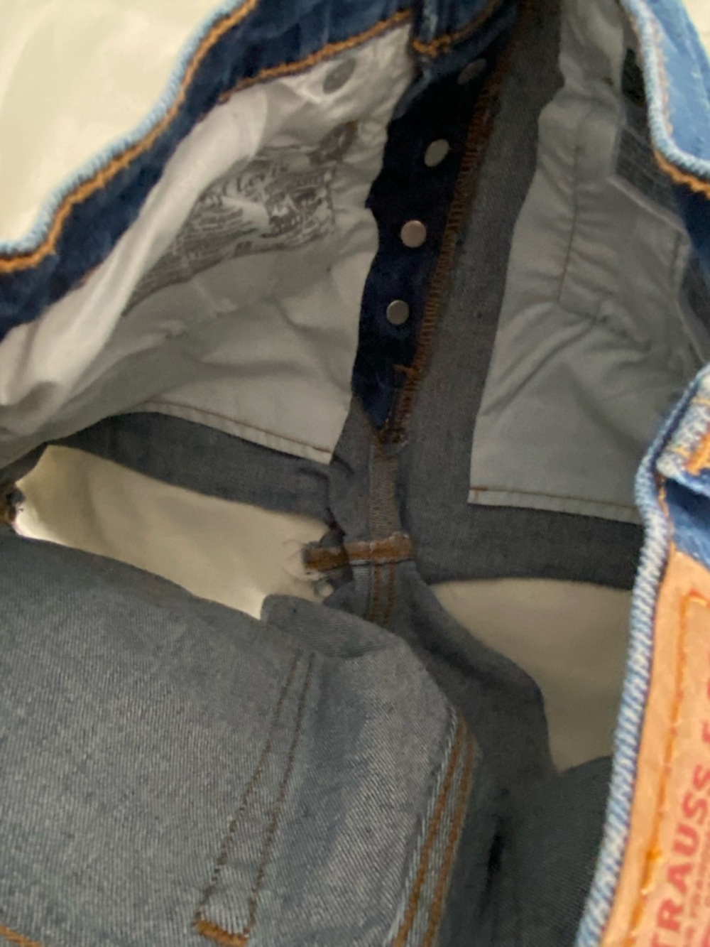 Levis Denim Shorts - Picture 10 of 14